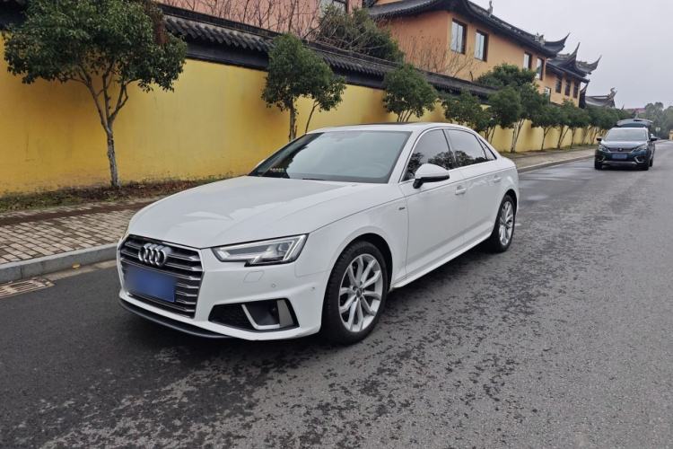 Used Audi A4L 2019 40 TFSI Fashion Version China V