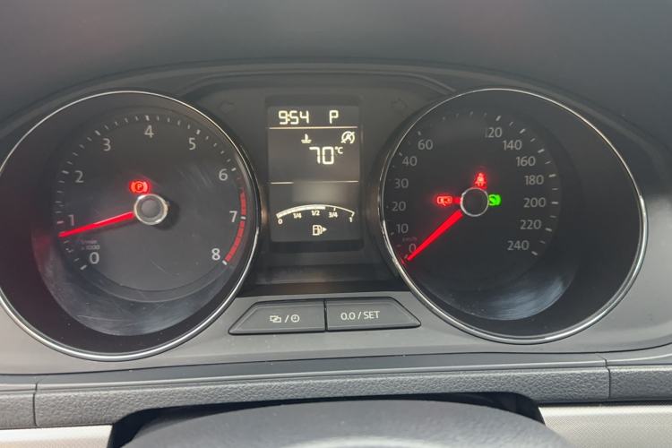 Used Volkswagen Lavida 2018 Classic 1.5L Automatic Comfort Edition China VI Standard
