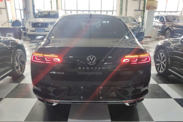 Used Volkswagen Magotan 2023 2 Million Units Commemorative Edition 330TSI DSG Luxury Version
