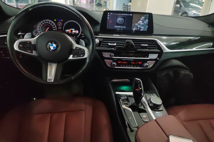 Used BMW 5 Series 2018 530Li Leading Model M Sport Package
