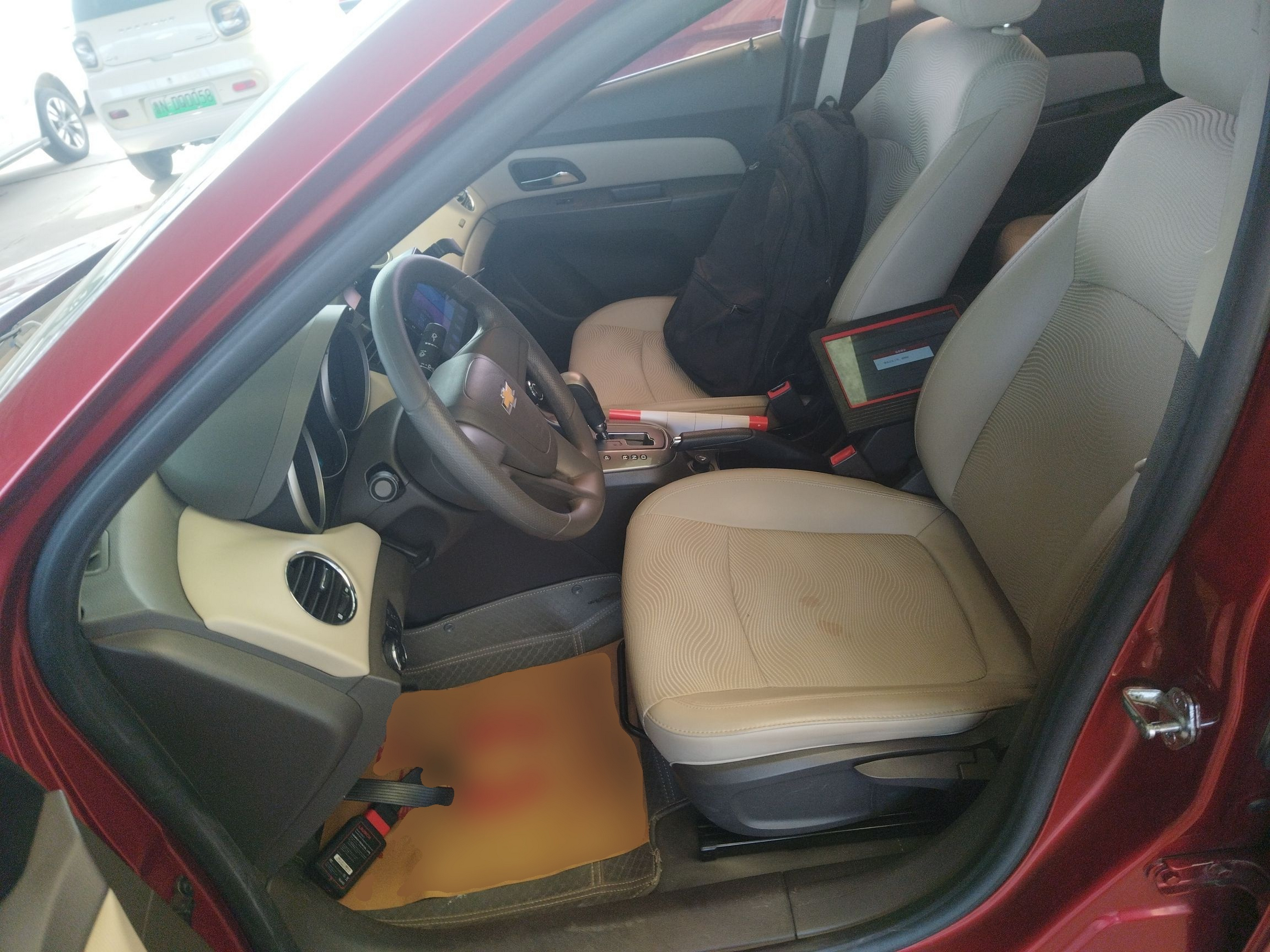 Переднее сиденье в автомобиле