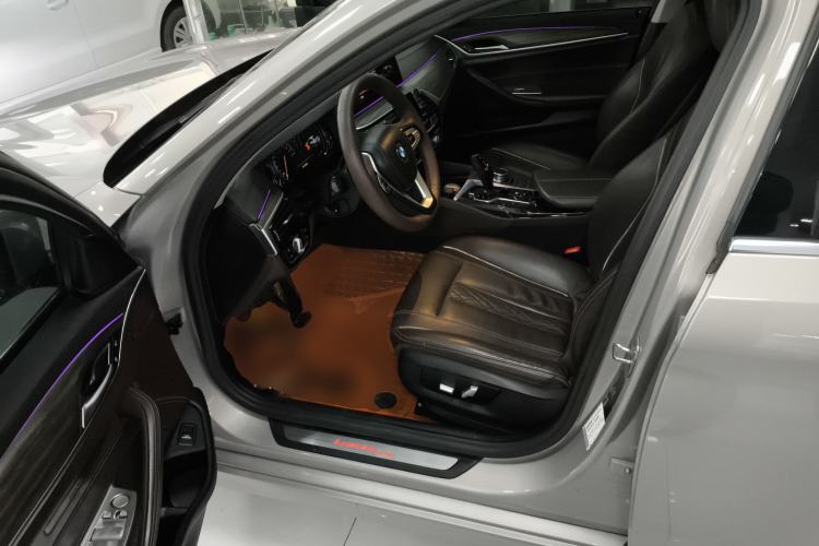 Used BMW 5 Series 2018 530Li Leading Edition Luxury Package
