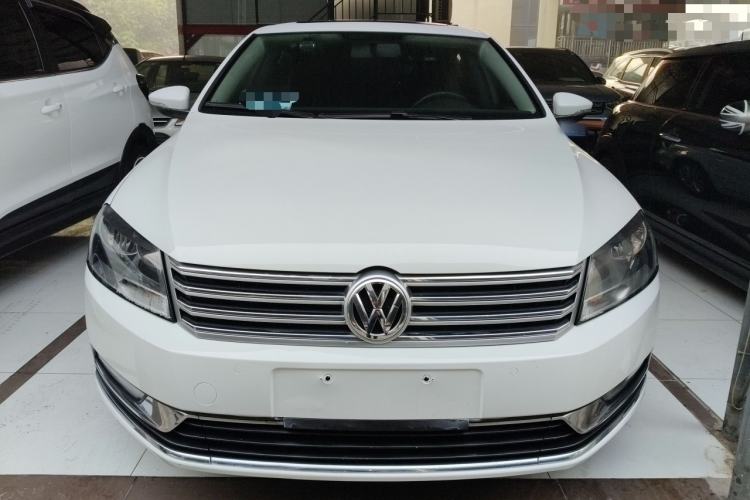 Used Volkswagen Magotan 2013 1.8TSI Premier Model
