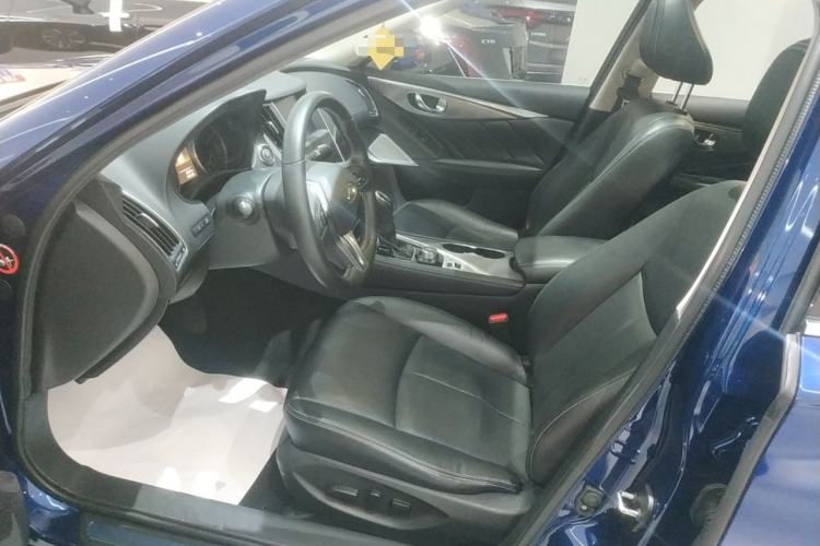 Used Infiniti Q50L 2018 2.0T Enjoyment Version China VI Standard