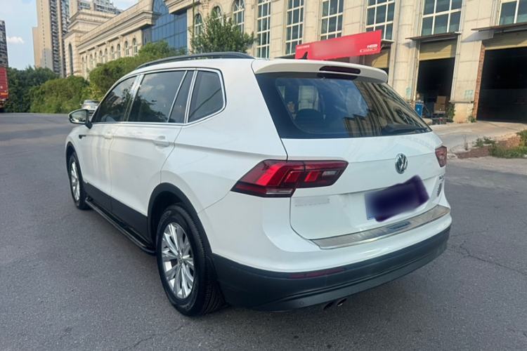 Used Volkswagen Tiguan L 2017 330TSI Automatic Two-Wheel Drive Luxury Edition
