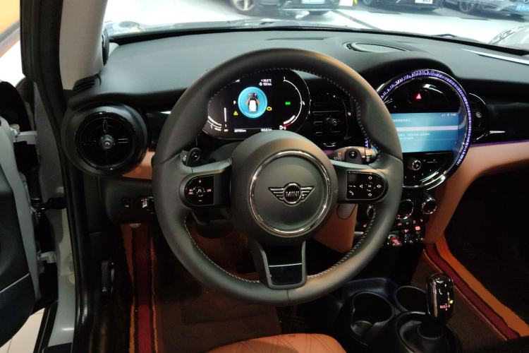 Used  MINI 2022 2.0T COOPER S Classic Edition
