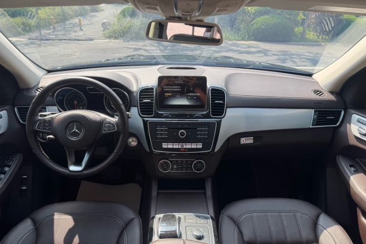 Used Mercedes-Benz GLS 2018 Facelift GLS 320 4MATIC
