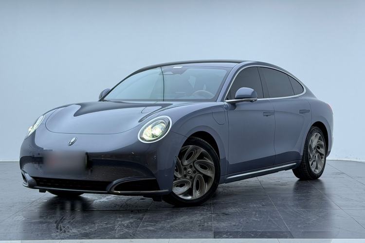 Used ORA Lightning Cat 2022 555 km Luxury Edition
