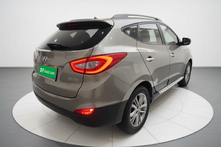 Used Hyundai ix35 2013 2.0L Automatic Two-Wheel Drive Smart GLS China IV Standard