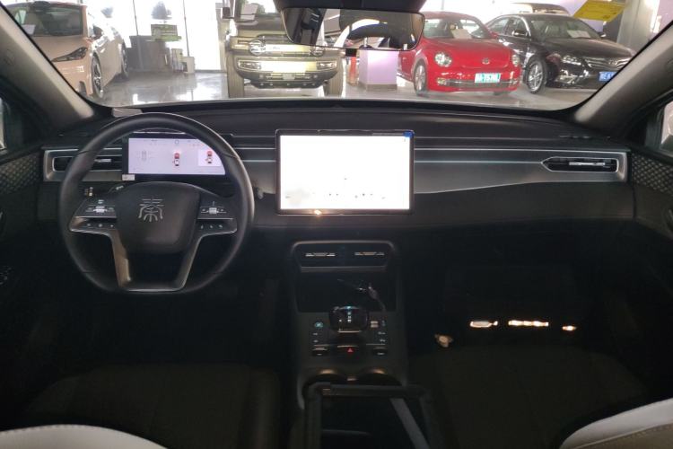 Used BYD Qin PLUS 2025 DM-i Smart Drive 120KM Superior Model
