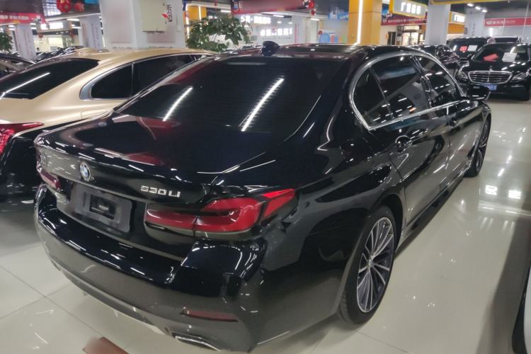 Used BMW 5 Series 2022 Restyled 530Li Leading Edition M Sport Package
