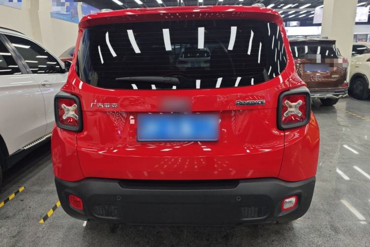 Used  Renegade 2019 220T Automatic Leading Edition