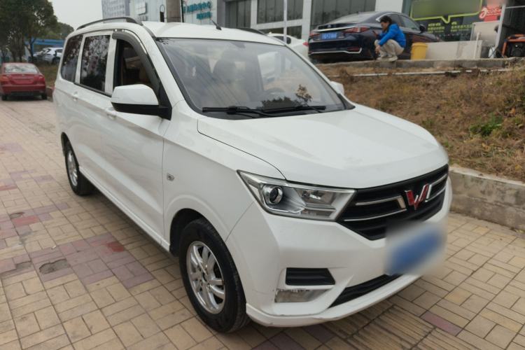 Used Wuling Hongguang 2021 1.5L S Standard Version LAR
