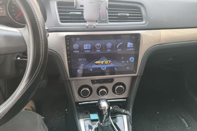 Used Volkswagen Lavida 2013 Restyled Classic 1.6L Automatic Comfort Edition