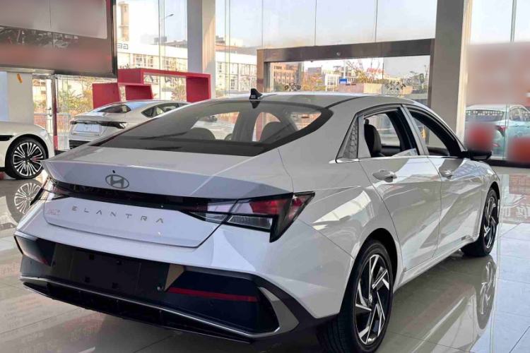 Used Hyundai Elantra 2023 1.5L CVT GLX Elite Edition
