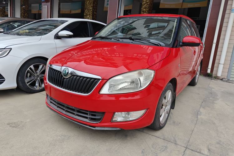 Used Skoda Fabia 2012 1.4L Automatic Crystal Edition