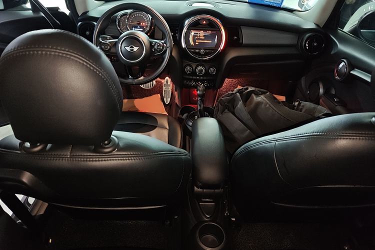 Used  MINI 2014 1.5T COOPER Fun
