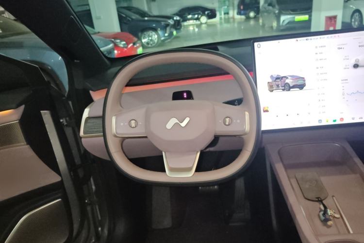 Used ONVO L60 2024 60 kWh Rear-Drive Version