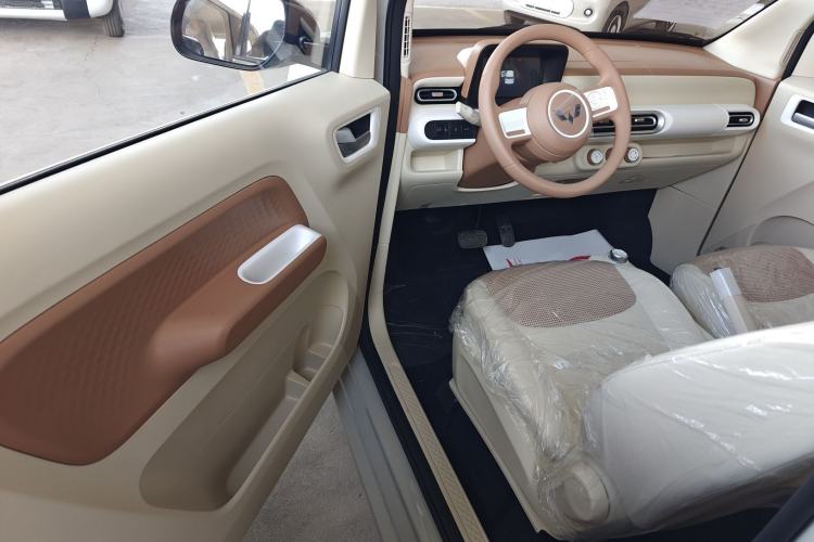 Used Wuling Hongguang MINIEV 2024 3rd Generation 215km Youth Edition