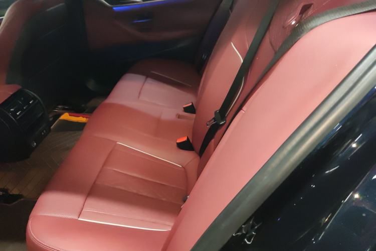 Used BMW 5 Series 2022 Restyled 530Li Leading Edition M Sport Package
