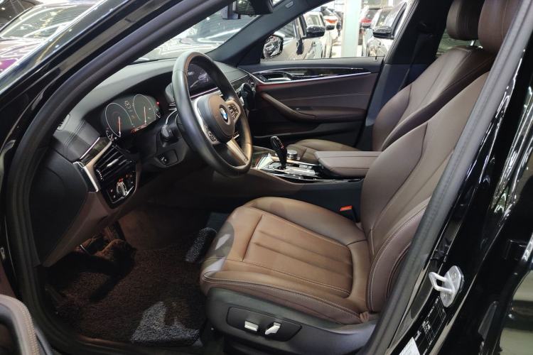 Used BMW 5 Series 2019 525Li M Sport Package
