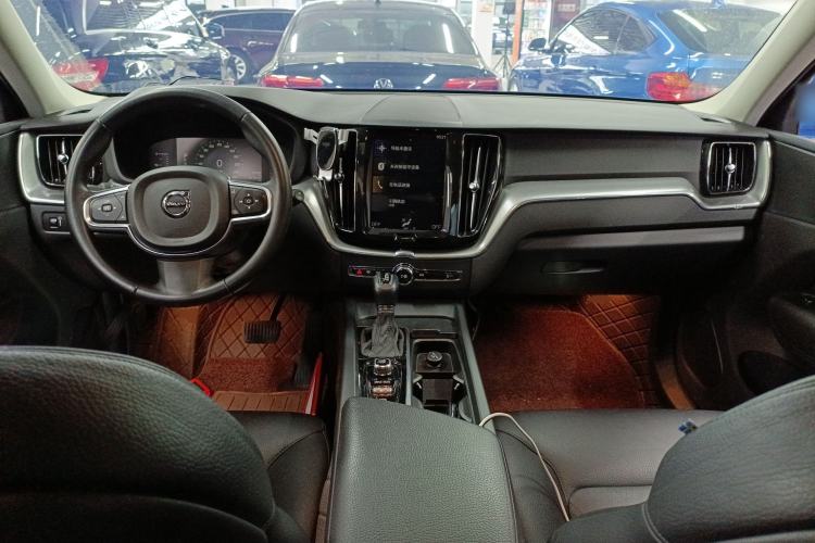 Used Volvo XC60 2018 T5 4x4 Zhiyi Edition
