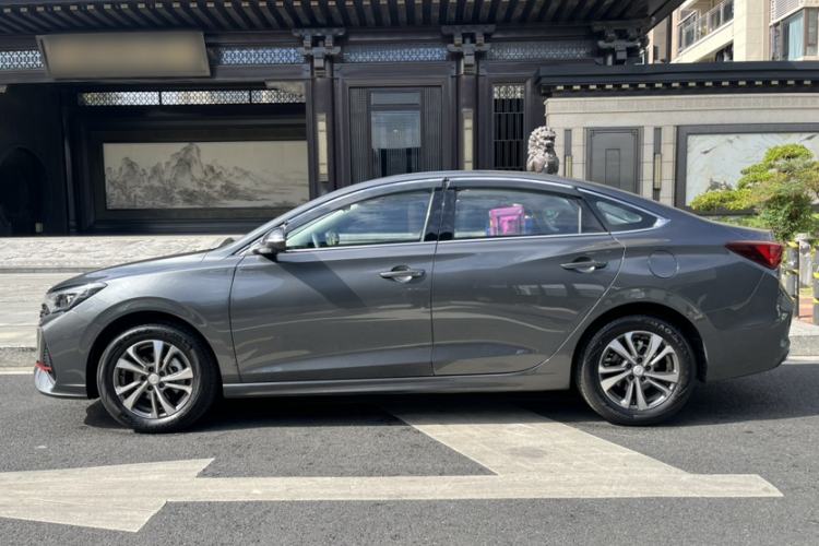 Used Changan Eado 2024 PLUS Blue Whale NE 1.4T GDI DCT High-Energy Edition
