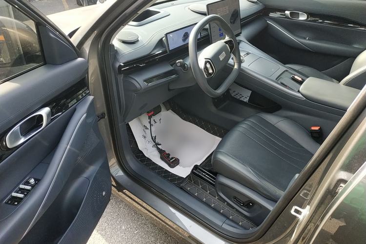 Used  E5 2024 530km Starship Edition
