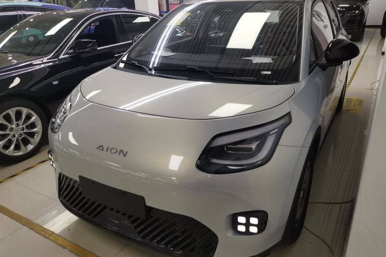 Used AION UT 2025 330 Starlight Edition
