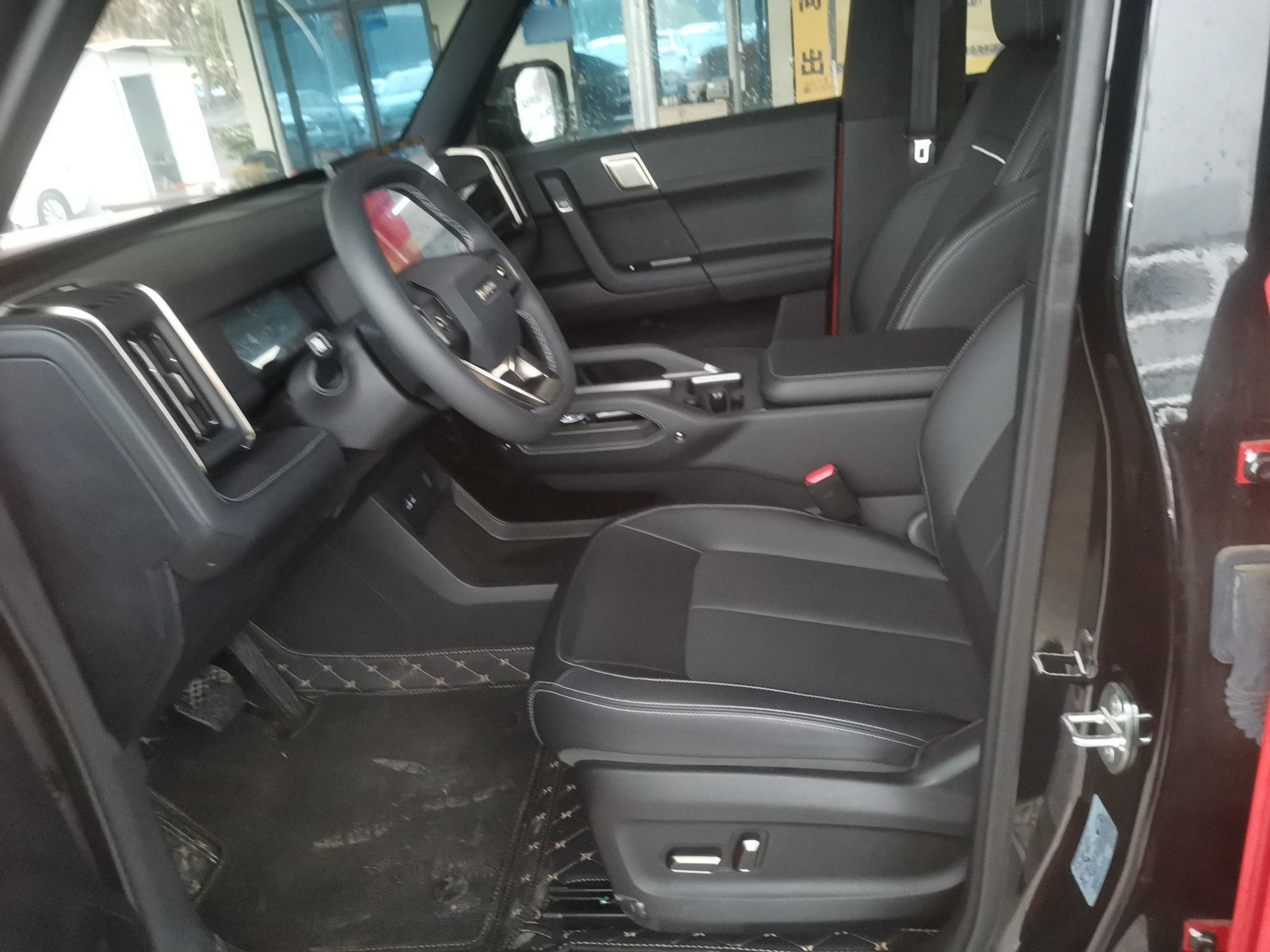 المقاعد الأمامية داخل السيارة