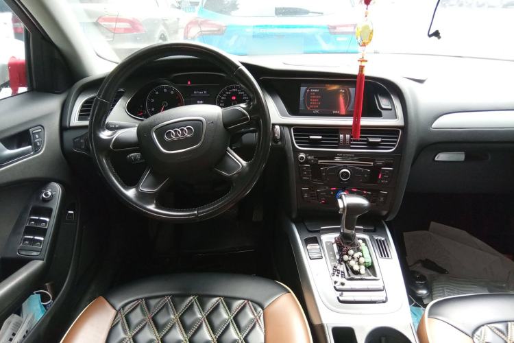 Used Audi A4L 2016 30 TFSI Collector's Edition Automatic Comfort Model
