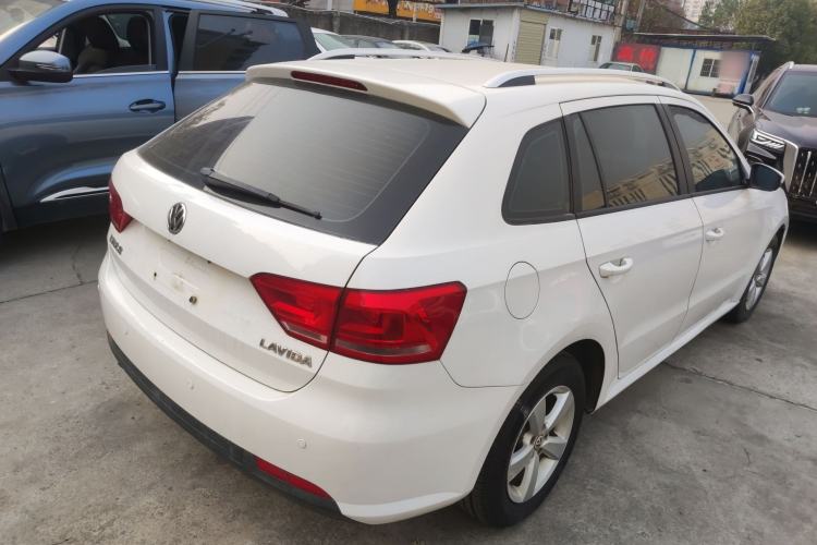 Used Volkswagen Gran Lavida 2013 1.6L Automatic Fashion Model
