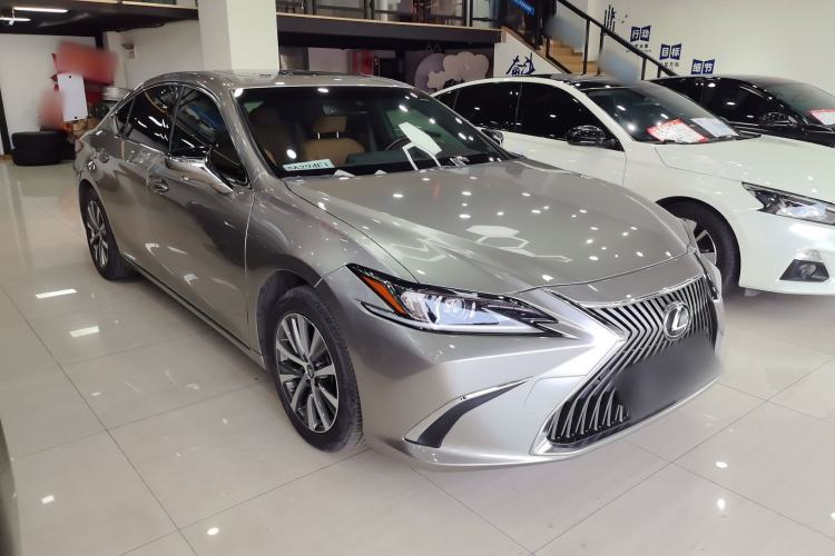 Used Lexus ES 2020 200 Excellence Edition