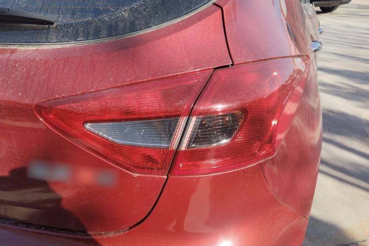 Used  Refine S2 2015 1.5L CVT Luxury Smart Version