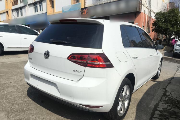 Used Volkswagen Golf 2017 1.6L Automatic Comfort Million-Vehicle Anniversary Edition
