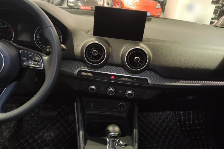 Used Audi Q2L 2018 35 TFSI Launch Exclusive Edition China VI
