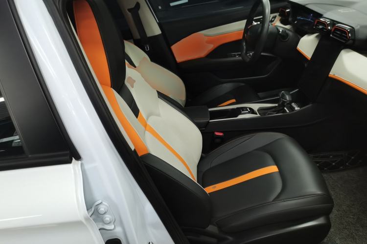 Used Dongfeng Aeolus Yixuan 2023 Mach Edition 1.5L Automatic Chasing Shadow Version
