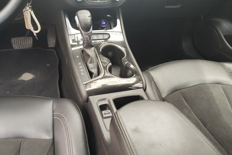 Used Buick Verano 2017 Sedan 20T Dual-Clutch Elite Model
