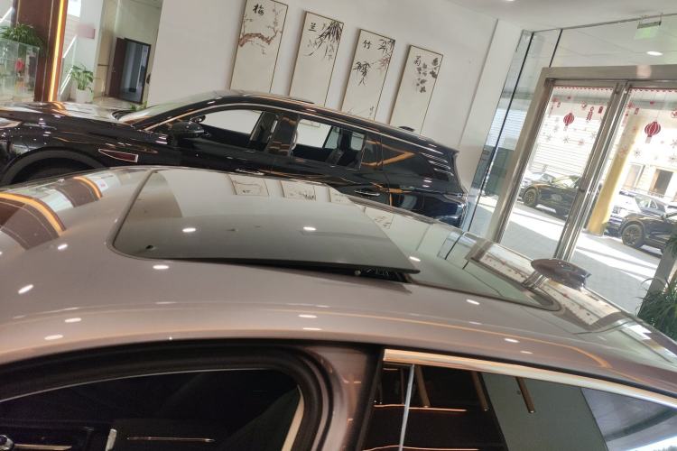 Used Hongqi H5 2023 2.0T Automatic Smart Connect Flagship Edition
