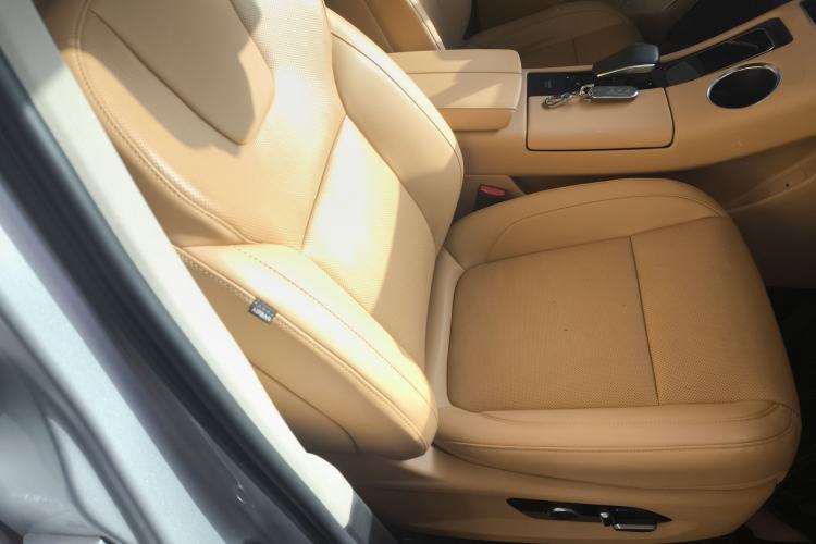 Used Hima AITO M5 2022 Extended-Range Four-Wheel Drive Performance Version
