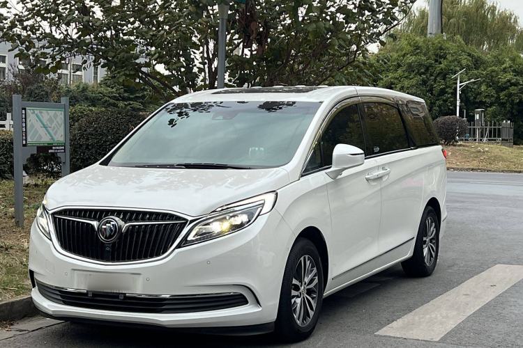 Used Buick GL8 2018 ES 28T Flagship Model China VI Standard
