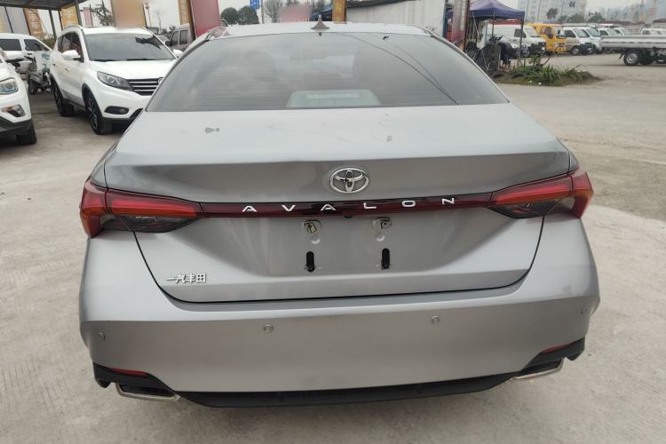 Used Toyota Avalon 2019 2.0L Luxury Edition China VI Standard
