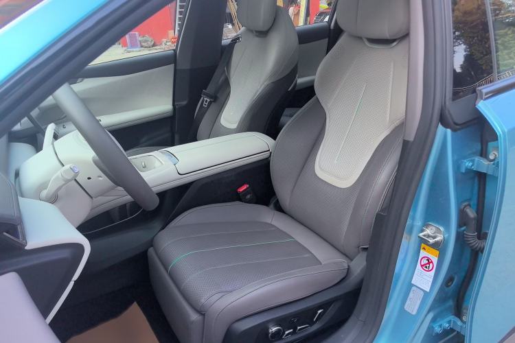 Used  L07 2024 230Max Qiankun Intelligent Driving ADS SE Range-Extended Version