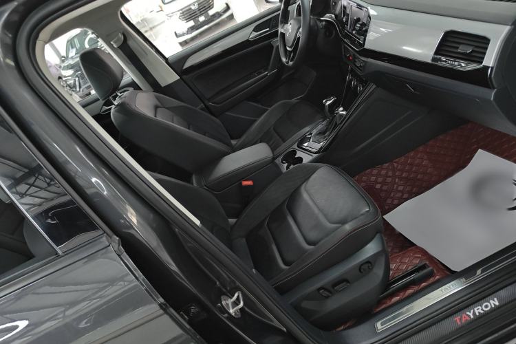 Used Volkswagen Tayron 2019 330TSI Two-Wheel Drive Luxury Model China VI Standard
