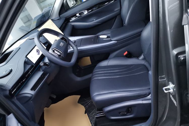 Used  E5 2024 530km Starship Edition