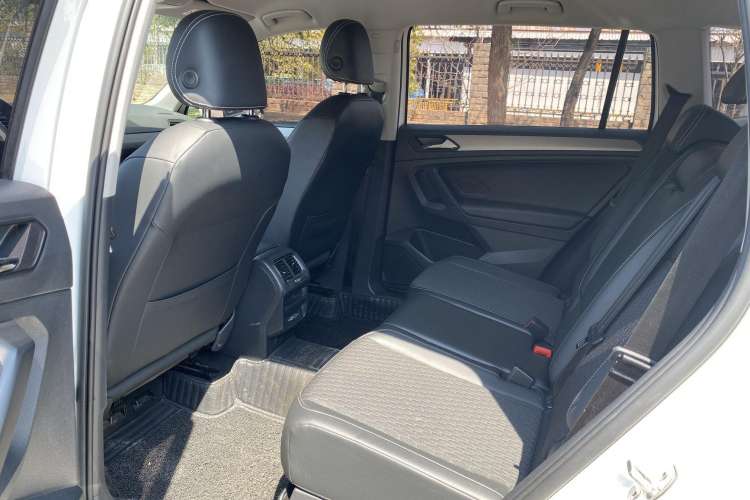 Used Volkswagen Tiguan L 2021 330TSI Automatic Two-Wheel Drive Comfort Edition
