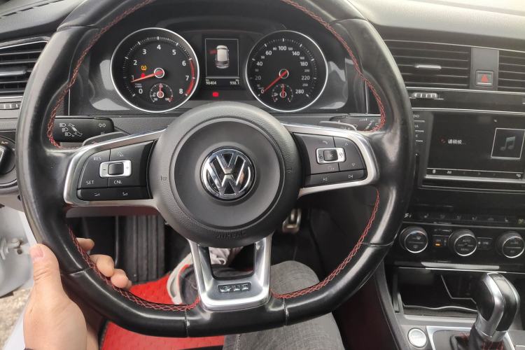 Used Volkswagen Golf GTI 2016 2.0 TSI GTI
