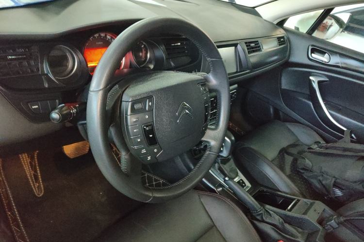 Used Citroen C5 2014 1.6T Automatic Luxury Model
