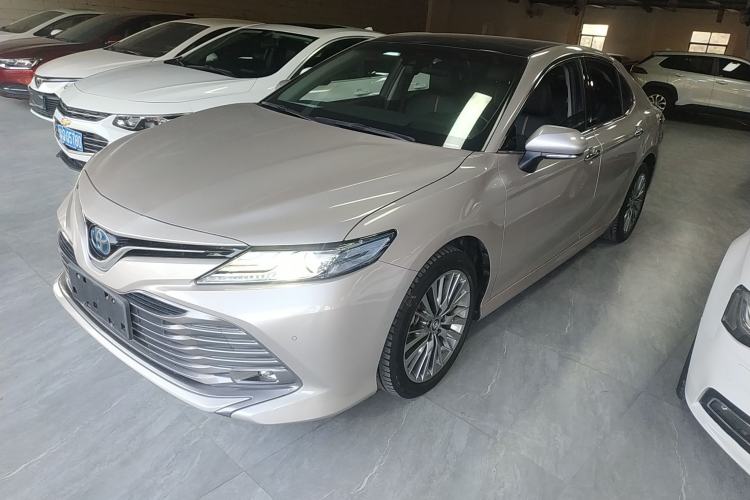 Used Toyota Camry 2019 Dual-Engine 2.5 HG Luxury Edition China VI Standard