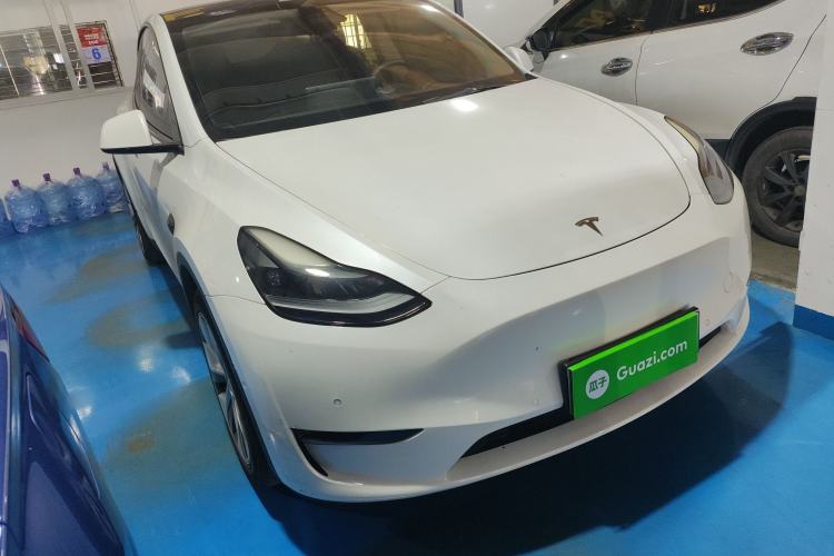 Used Tesla Model Y 2021 Long-Range All-Wheel-Drive Version